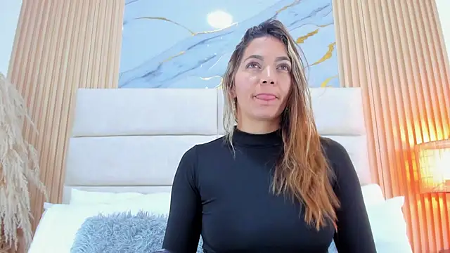 Snapshot of Mia_Malkovaa_ chatting on July 2026 03:00:02 PM Mia Malkovaa online show from July 2026 03:00:02 PM