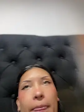 baby lizy online show from March 2026 06:21:01 PM