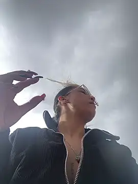 Snapshot of baby_lizy chatting on November 2025 07:50:02 PM baby lizy online show from November 2025 07:50:02 PM