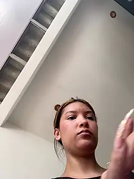 baby lizy online show from February 2025 05:05:02 PM
