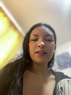 Snapshot of baby_lizy chatting on May 2026 12:56:01 PM baby lizy online show from May 2026 12:56:01 PM