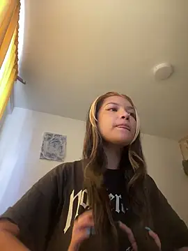 Snapshot of baby_lizy chatting on November 2025 09:20:02 PM baby lizy online show from November 2025 09:20:02 PM