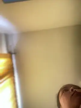 baby lizy online show from December 2025 08:09:02 PM