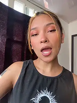 baby lizy online show from February 2025 08:19:01 PM