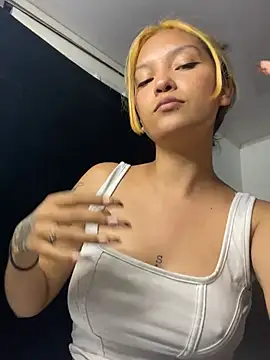 baby lizy online show from March 2025 11:31:01 PM