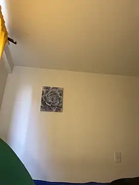 Snapshot of baby_lizy chatting on October 2025 09:03:01 PM baby lizy online show from October 2025 09:03:01 PM