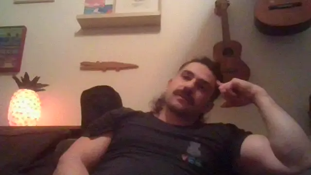Mclozzz online show from February 2026 09:01:02 PM