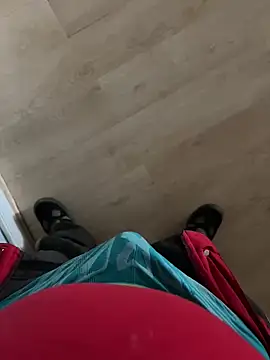 Snapshot of lescoquin2215 chatting on November 2025 10:48:01 AM lescoquin2215 online show from November 2025 10:48:01 AM