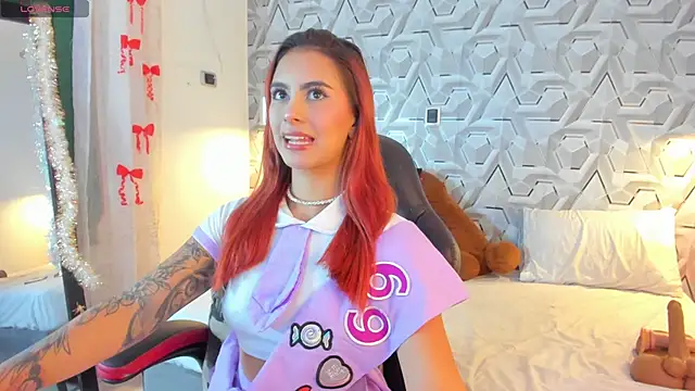 Sophiee Hill online show from February 2026 06:34:01 AM