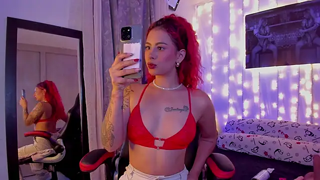 Sophiee Hill online show from February 2025 05:20:02 AM