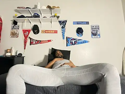 Snapshot of bigdinca chatting on January 2026 04:27:01 AM bigdinca online show from January 2026 04:27:01 AM