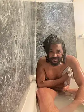 Snapshot of bigdinca chatting on December 2025 06:24:01 PM bigdinca online show from December 2025 06:24:01 PM