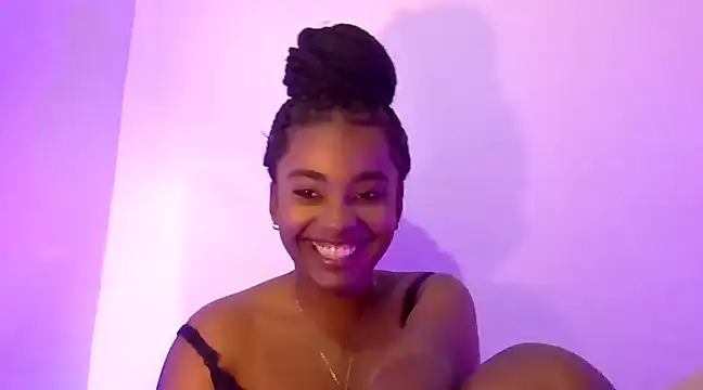 Snapshot of Behla_rouseh chatting on March 2025 09:37:01 PM Behla rouseh online show from March 2025 09:37:01 PM