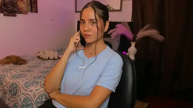 alisa jhons1 online show from September 2025 02:40:01 AM