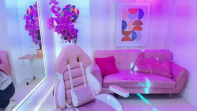 Gabby evanns online show from September 2025 12:12:01 PM