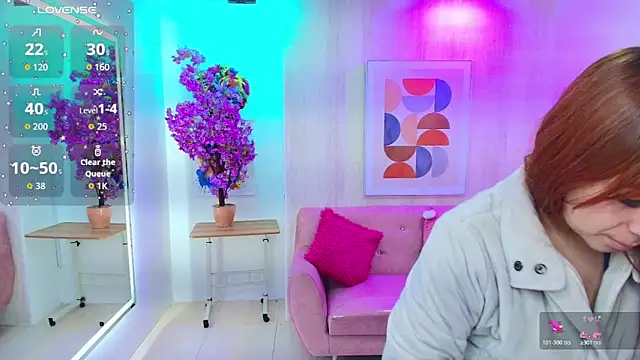 Gabby evanns online show from October 2025 12:04:01 PM