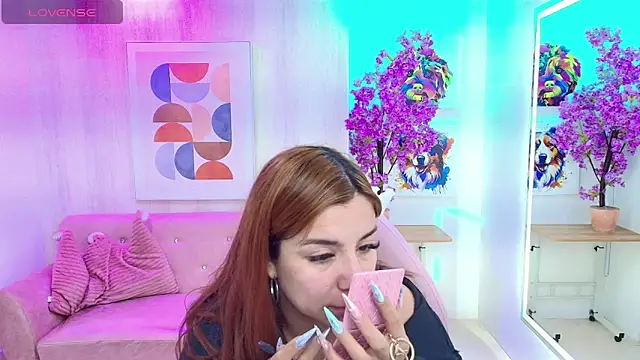 Gabby evanns online show from December 2025 12:20:02 PM