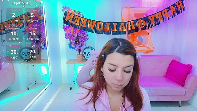 Gabby evanns online show from November 2025 12:09:02 PM