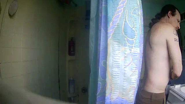 Snapshot of froggymclovin222 chatting on April 2026 09:10:01 PM froggymclovin222 online show from April 2026 09:10:01 PM