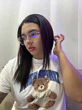 camianddanna online show from November 2025 01:21:01 AM