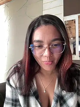 camianddanna online show from December 2025 08:44:02 PM