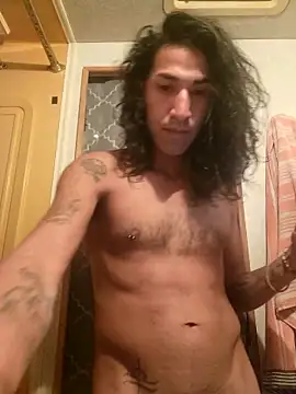 LargeDominoes online show from March 2026 08:18:01 AM