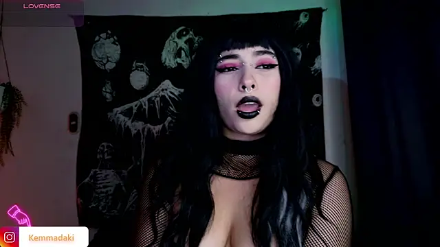 kemmadakii online show from April 2026 11:12:02 PM