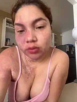 WhiteWomen online show from September 2025 02:35:02 PM