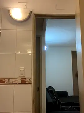 WhiteWomen online show from November 2025 11:19:02 PM