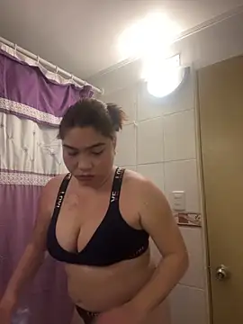 WhiteWomen online show from September 2025 11:16:01 PM