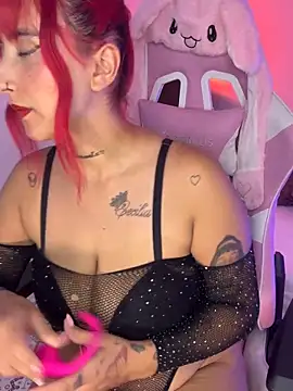 ashlyrey-1 online show from December 2025 09:42:01 PM