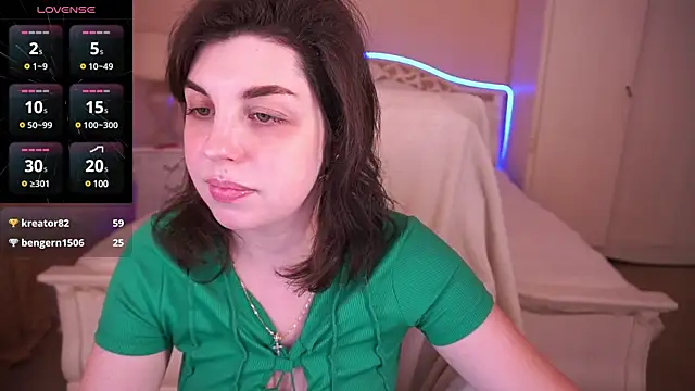 MirandaWong online show from February 2025 12:27:02 PM