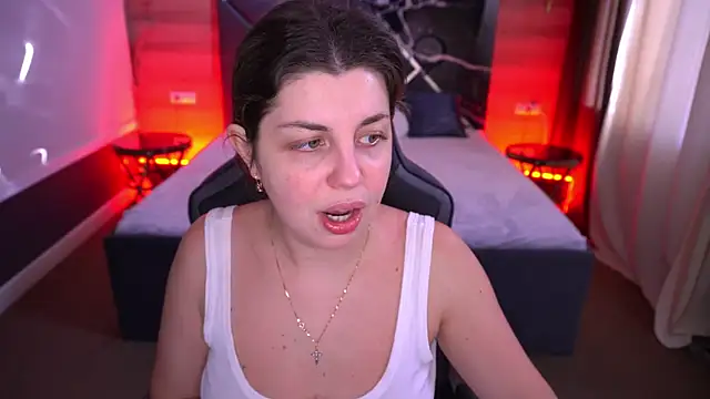 Snapshot of MirandaWong chatting on October 2025 06:45:01 AM MirandaWong online show from October 2025 06:45:01 AM