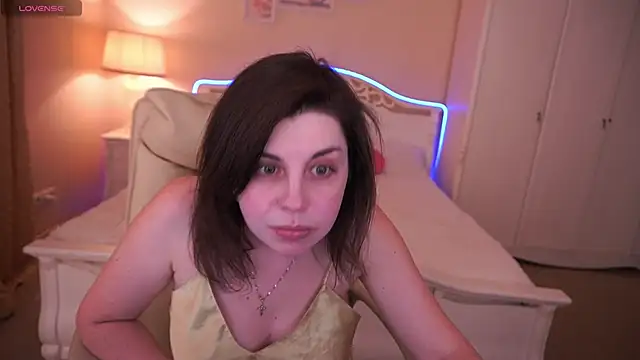 MirandaWong online show from February 2025 06:49:02 AM