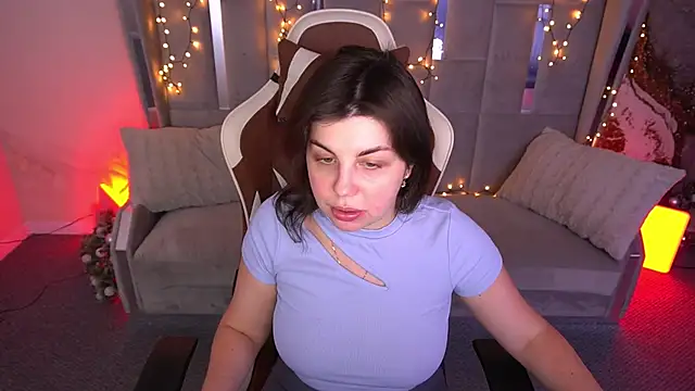 Snapshot of MirandaWong chatting on February 2026 06:46:01 AM MirandaWong online show from February 2026 06:46:01 AM