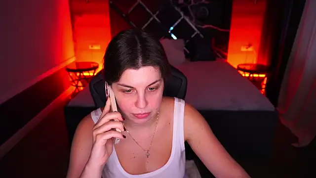 Snapshot of MirandaWong chatting on November 2025 06:50:02 AM MirandaWong online show from November 2025 06:50:02 AM