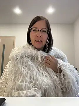 Snapshot of B_Bonya_m chatting on March 2026 03:57:01 AM B Bonya m online show from March 2026 03:57:01 AM