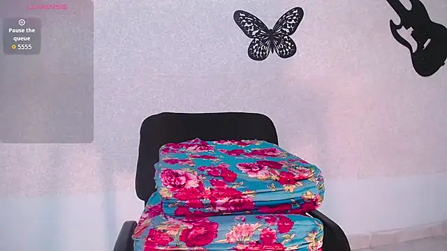 Agathasexy online show from April 2026 08:44:02 PM