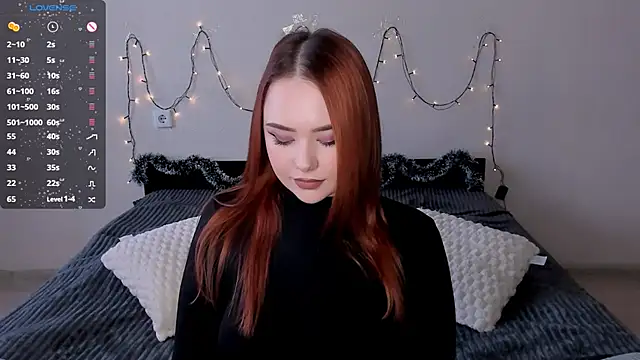 Snapshot of LittleKiitten chatting on January 2025 11:37:01 AM LittleKiitten online show from January 2025 11:37:01 AM