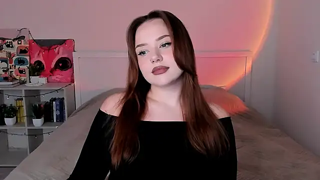Snapshot of LittleKiitten chatting on October 2025 01:24:02 PM LittleKiitten online show from October 2025 01:24:02 PM