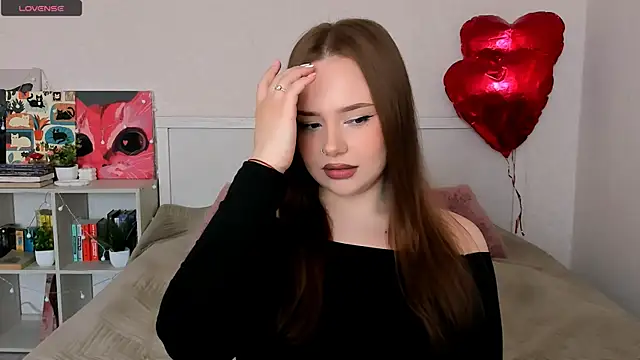 Snapshot of LittleKiitten chatting on June 2026 02:04:01 PM LittleKiitten online show from June 2026 02:04:01 PM