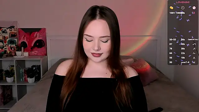 LittleKiitten online show from March 2026 01:53:01 PM