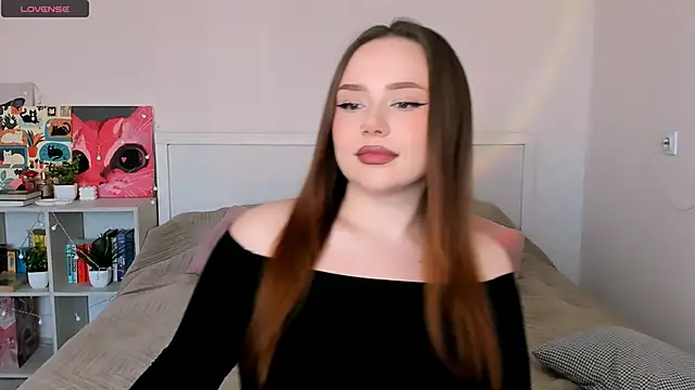 LittleKiitten online show from May 2026 02:31:02 PM