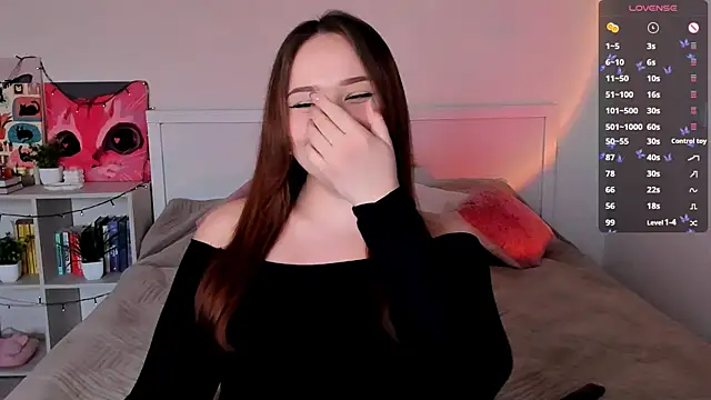 LittleKiitten online show from November 2025 12:59:02 PM