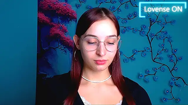 Snapshot of Jessie_Kisss chatting on October 2025 12:28:01 PM Jessie Kisss online show from October 2025 12:28:01 PM