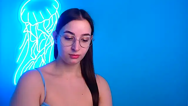 Snapshot of Jessie_Kisss chatting on February 2025 03:17:01 PM Jessie Kisss online show from February 2025 03:17:01 PM