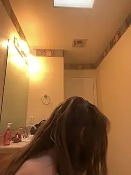 Johndoe2292 online show from November 2025 09:35:01 PM