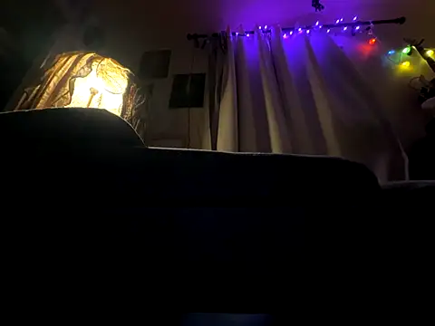 Johndoe2292 online show from November 2025 11:43:02 AM