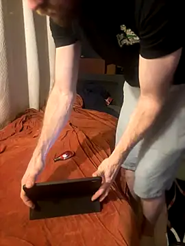 Johndoe2292 online show from November 2025 02:01:01 AM