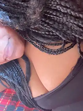 Snapshot of vic_pretynhaa chatting on September 2025 05:24:01 PM vic pretynhaa online show from September 2025 05:24:01 PM